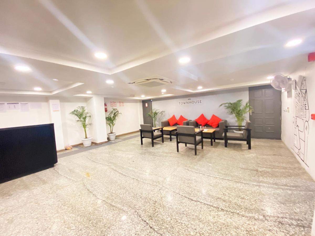 Qotel Comfort Golden Saffron Punjabi Bagh New Delhi Exteriör bild